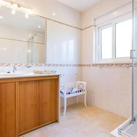 Zinha Villa Luz